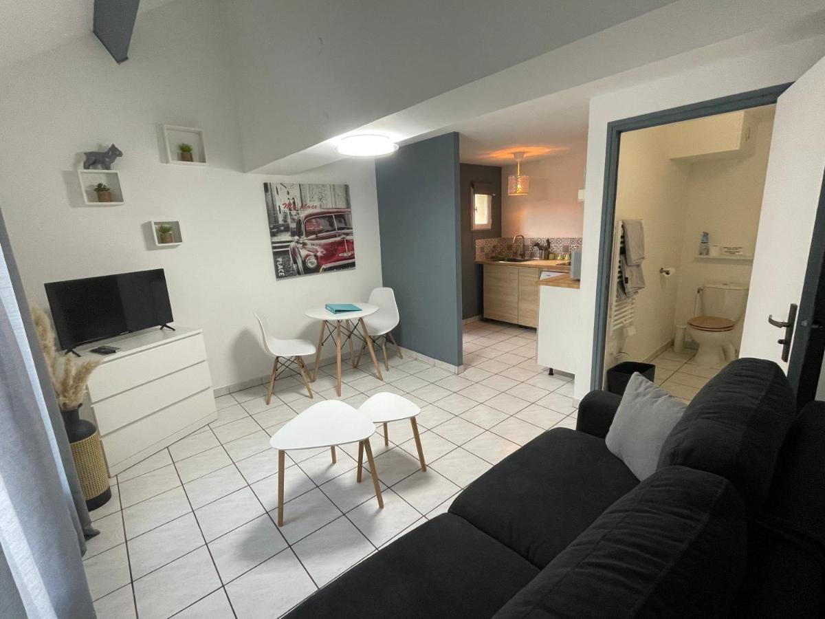 Appartamento Le First Auversois Charmant Studio Avec Jardinet Esterno foto